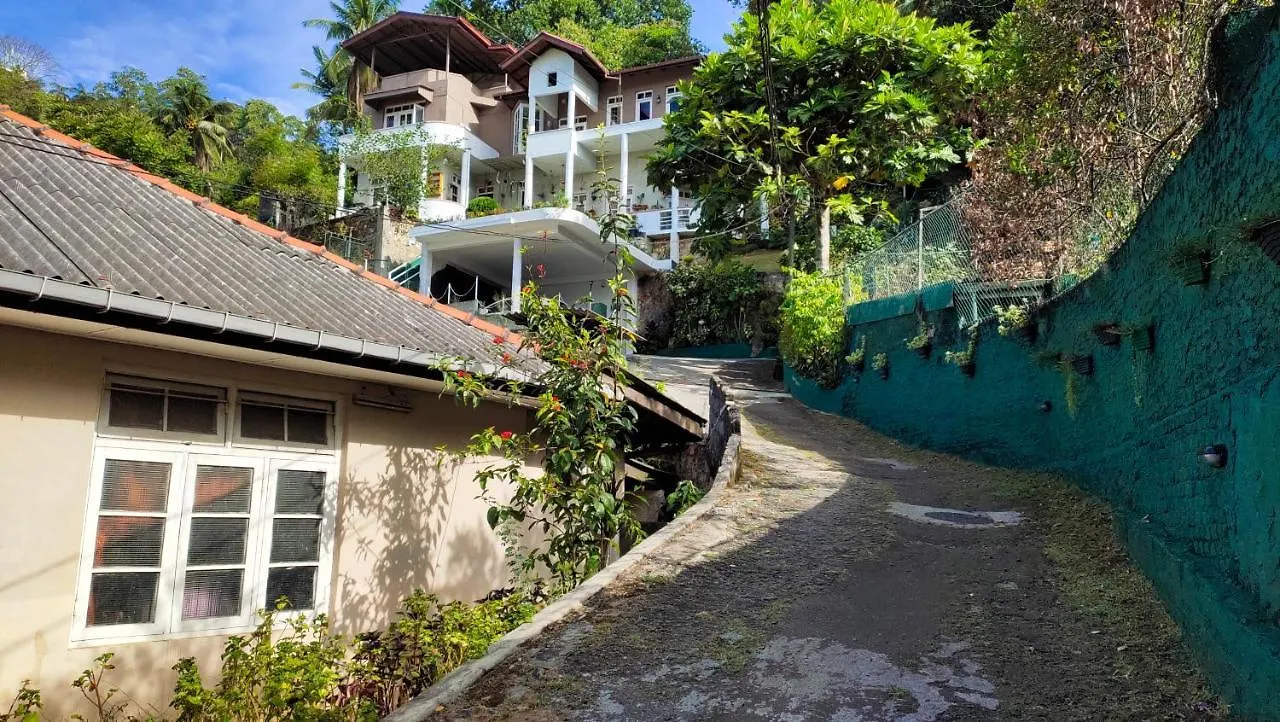 Pansiyon Marvel Hills Kandy Sri Lanka